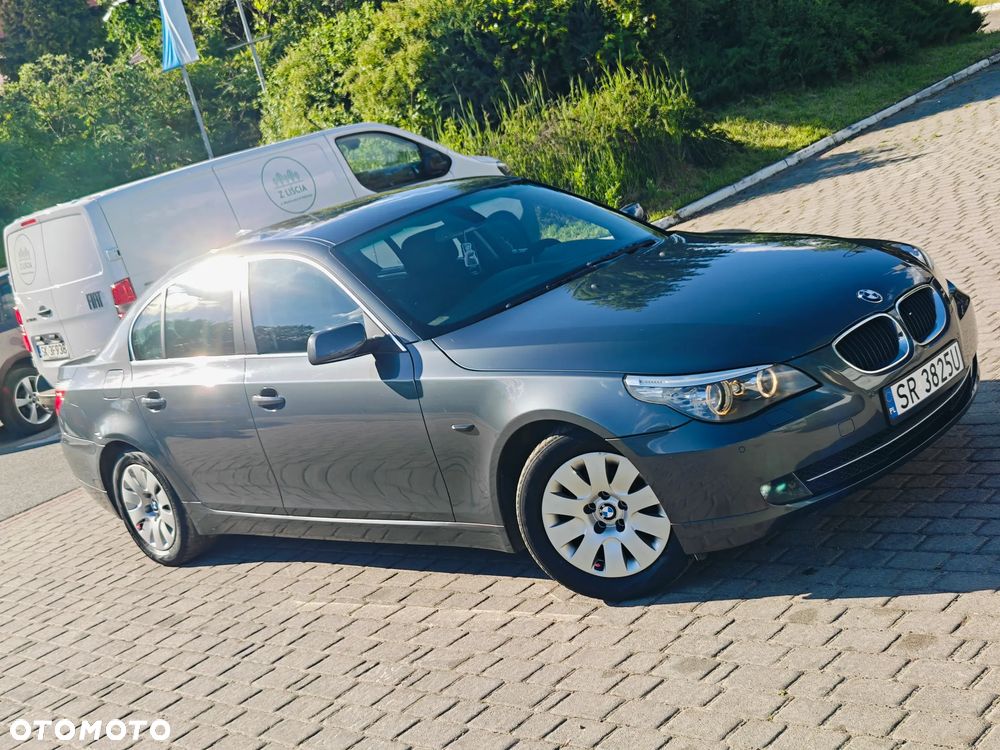 BMW Seria 5 520i - 3