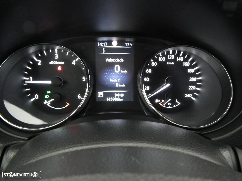 Nissan Qashqai 1.6 dCi N-Connecta 18 Xtronic - 30