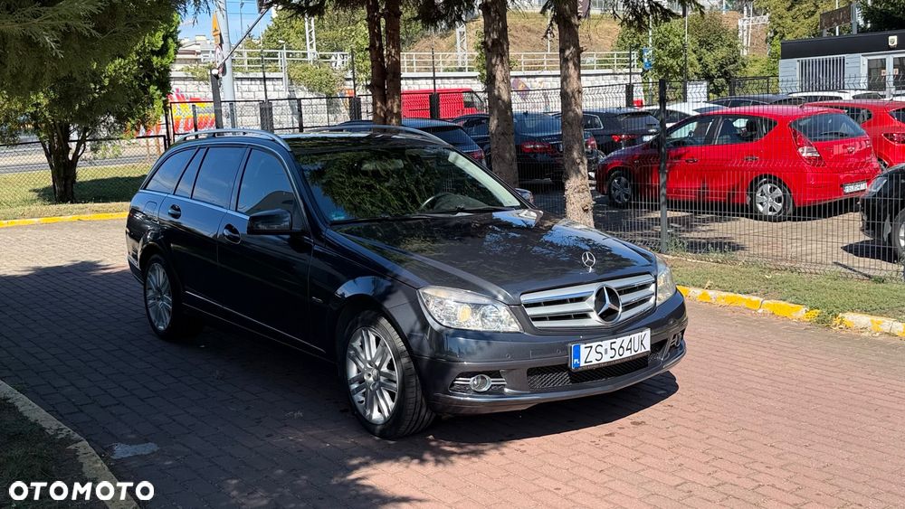 Mercedes-Benz Klasa C 250 CGI Automatik BlueEFFICIENCY Avantgarde - 10