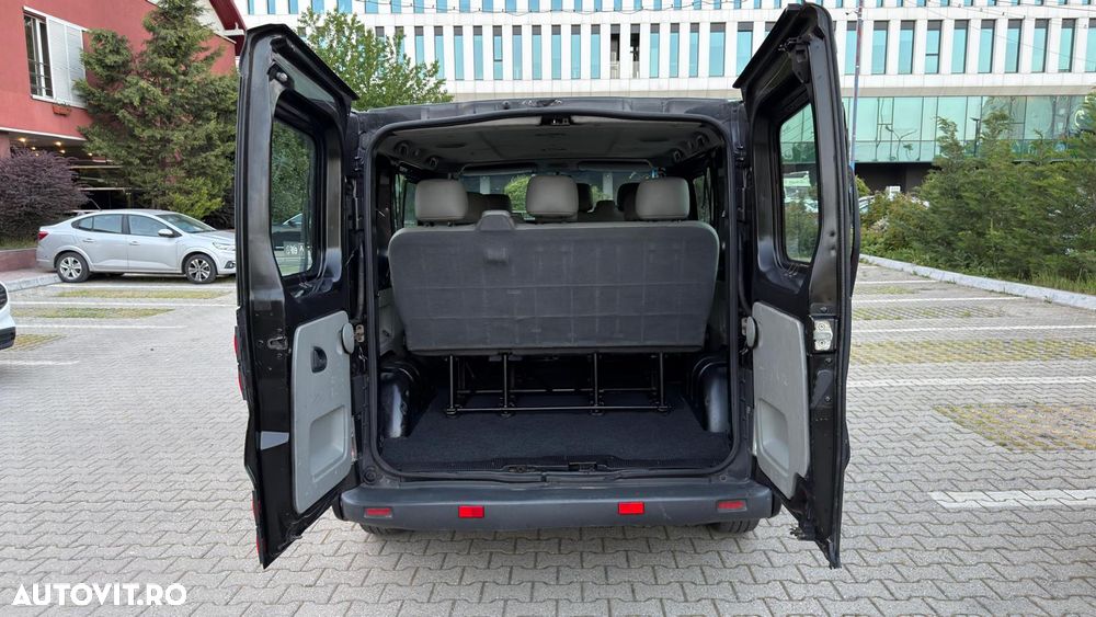 Renault Trafic - 8