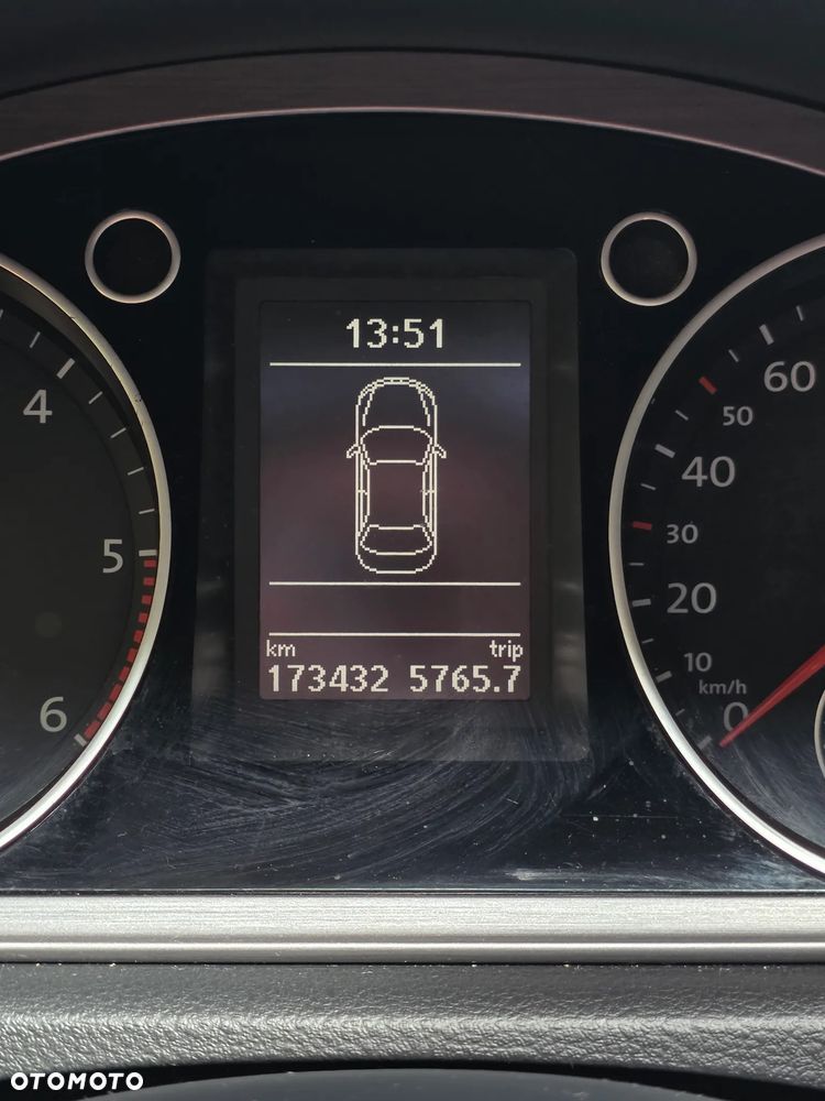 Volkswagen Passat 2.0 TDI Comfortline - 21