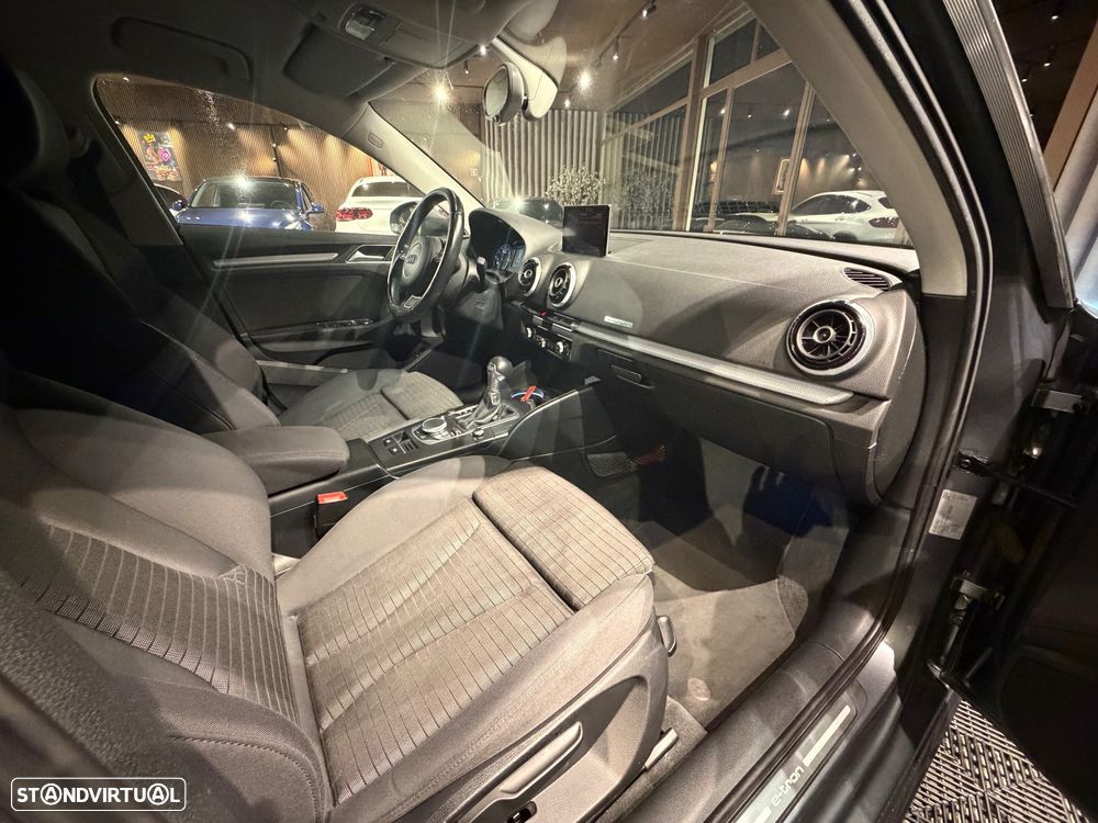 Audi A3 Sportback e-tron 1.4 TFSI Sport S tronic - 21