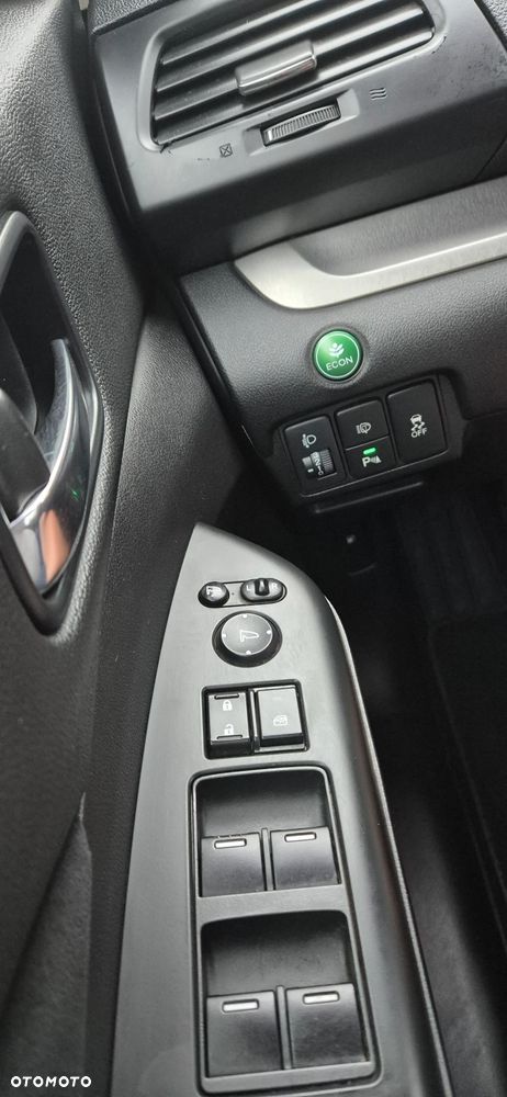 Honda CR-V 2.0i-VTEC 4WD Elegance - 26