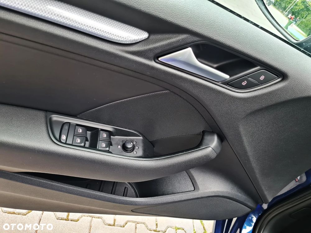 Audi A3 ver-2-0-tdi-clean-diesel-quattro-attraction - 24