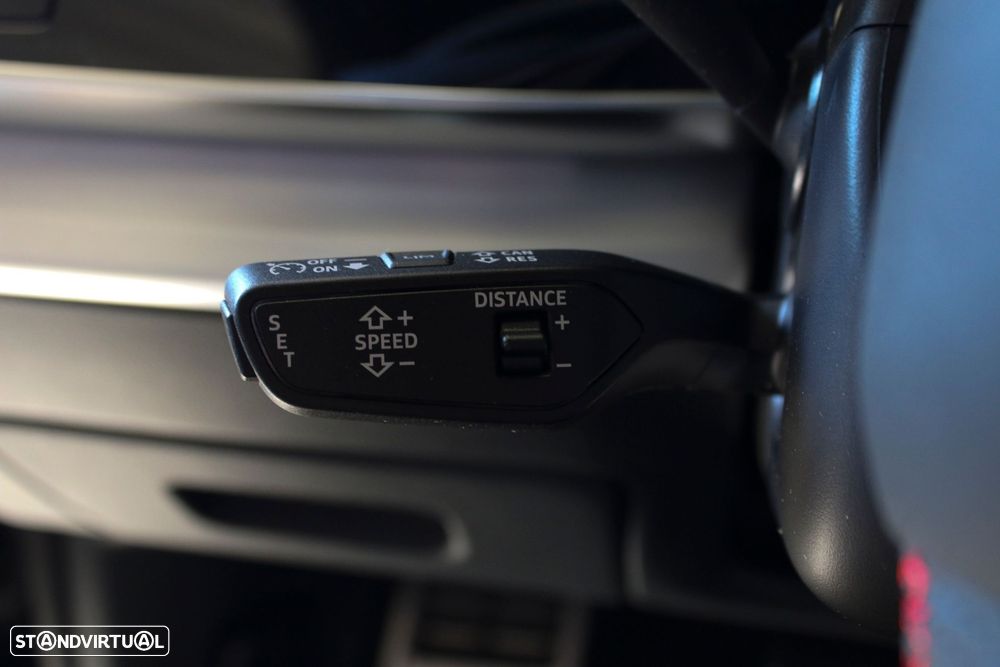 Audi Q8 55 TFSIe quattro Tiptronic - 34