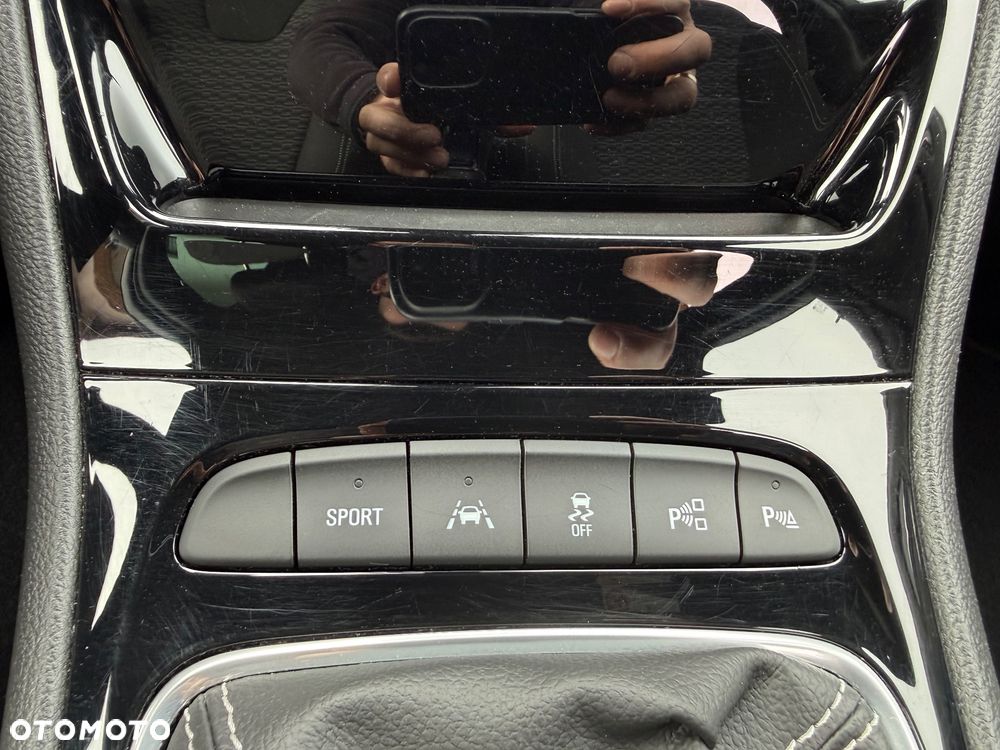 Opel Astra 1.4 Turbo Innovation - 16