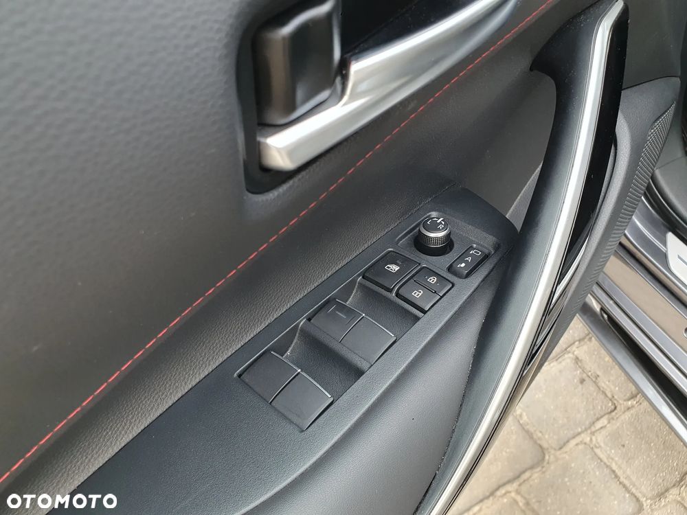 Toyota Corolla 1.8 Hybrid GR Sport - 11