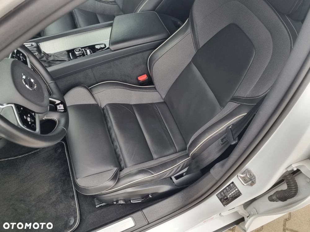 Volvo S60 T4 R-Design - 21