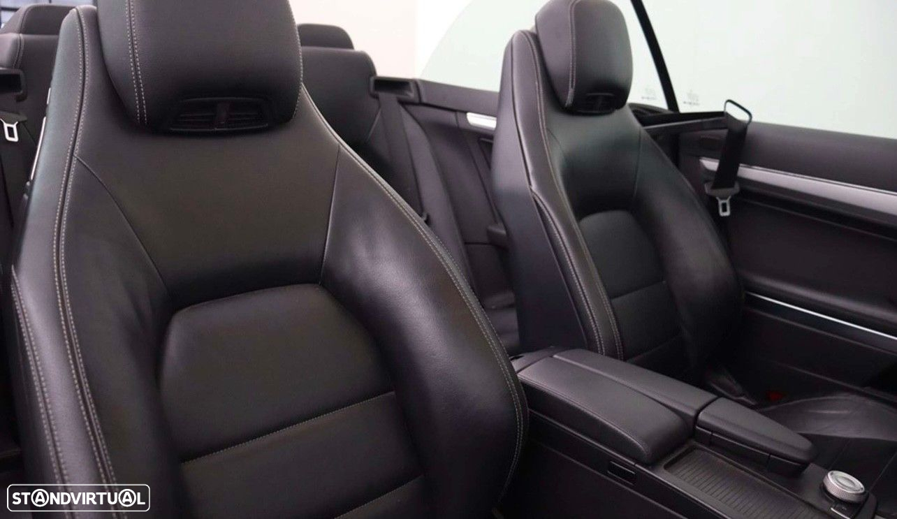 Mercedes-Benz E 220 CDi Avantgarde BlueEfficiency Auto - 38