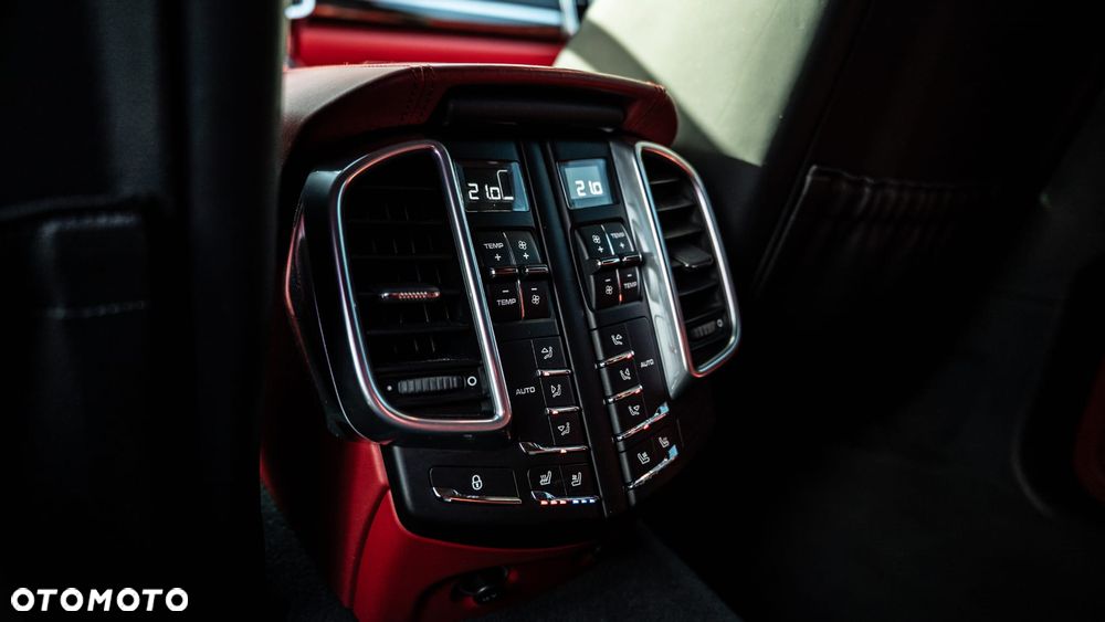 Porsche Cayenne GTS Tiptronic S - 21