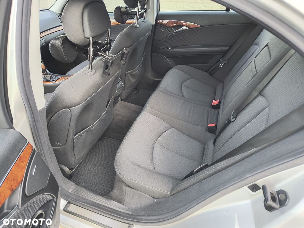 Mercedes-Benz Klasa E 200 Kompressor Elegance Sport Edition - 30
