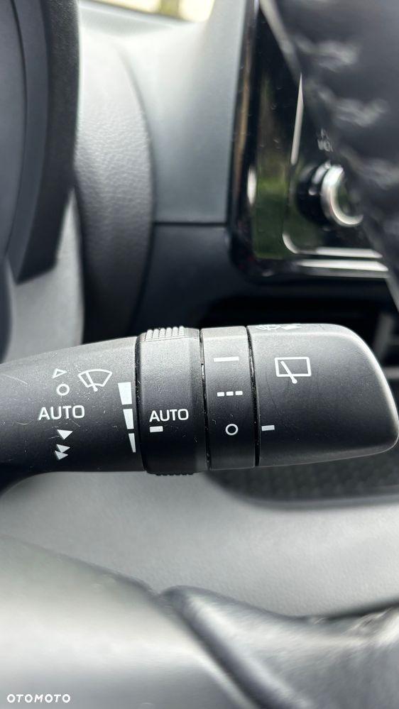Toyota Yaris 1.5 Comfort - 21