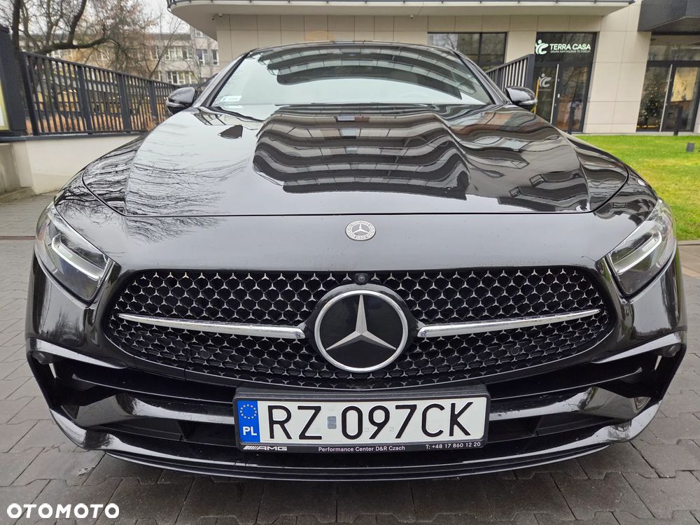 Mercedes-Benz CLS 300 d 4-Matic AMG - 19