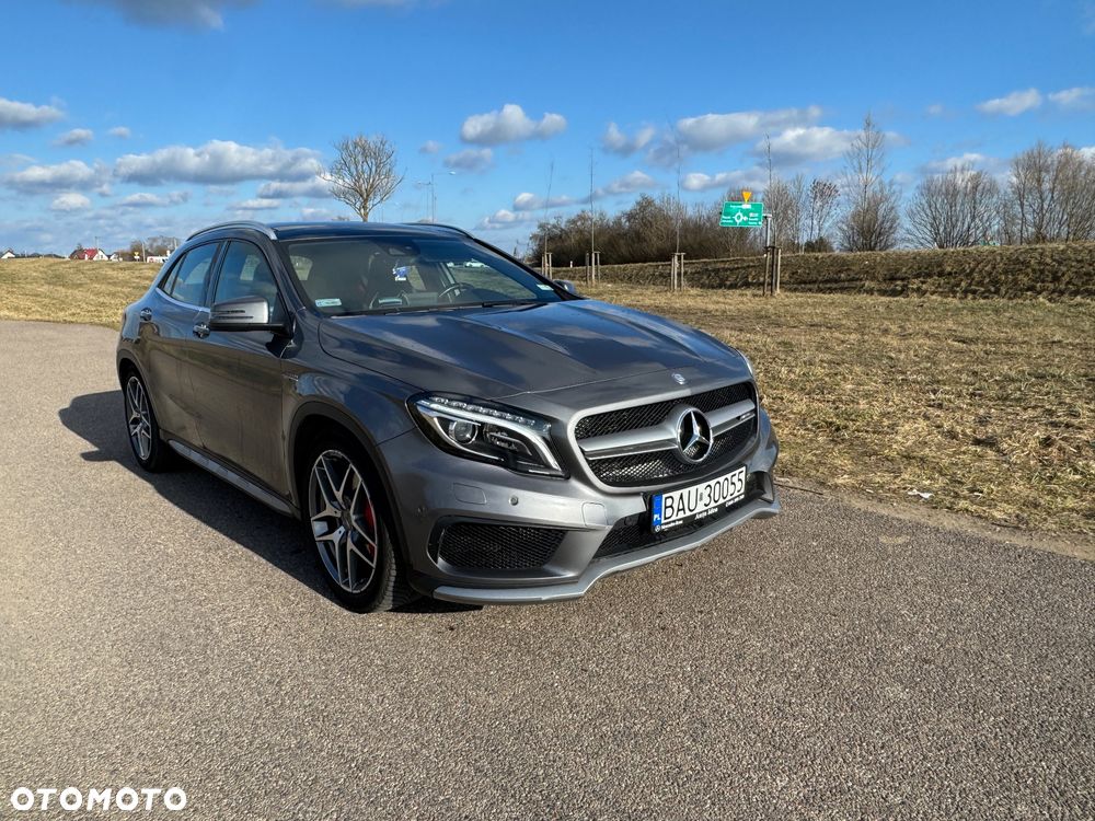 Mercedes-Benz GLA - 3