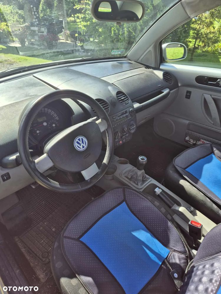Volkswagen New Beetle 1.8T - 9