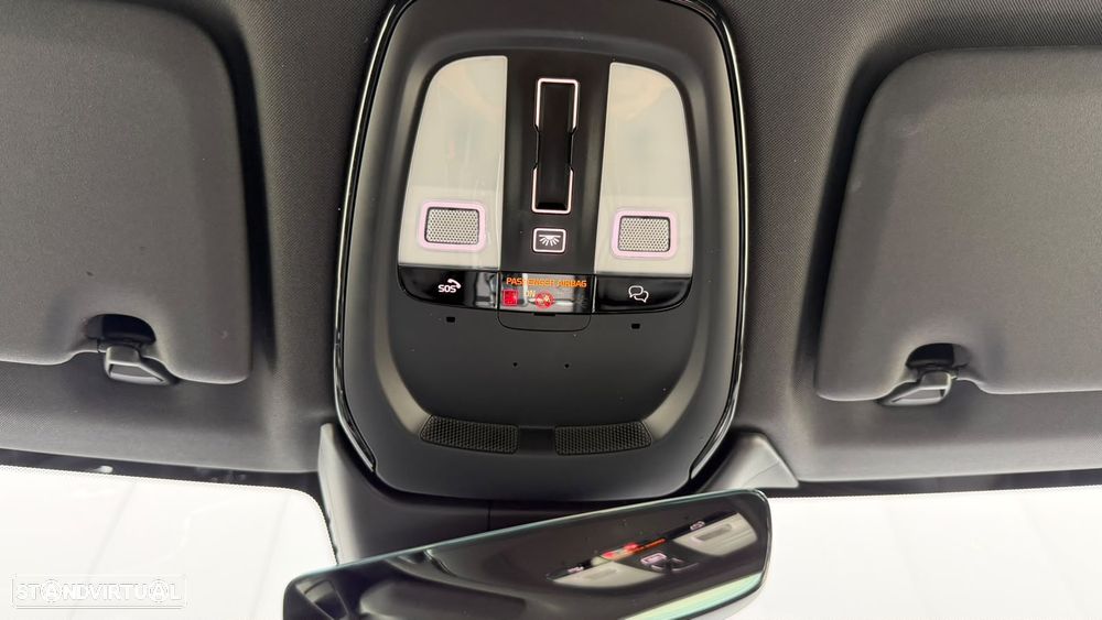 Volvo XC 60 T6 AWD Recharge Plus Dark - 28