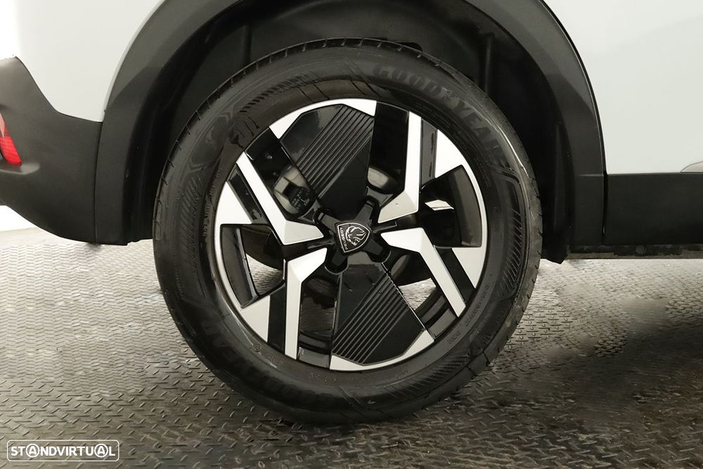 Peugeot 2008 1.2 PureTech Allure - 5