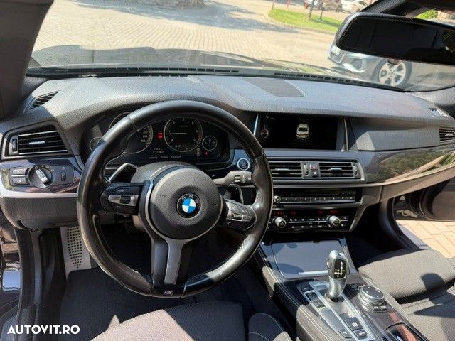 BMW Seria 5 520d Aut. - 12