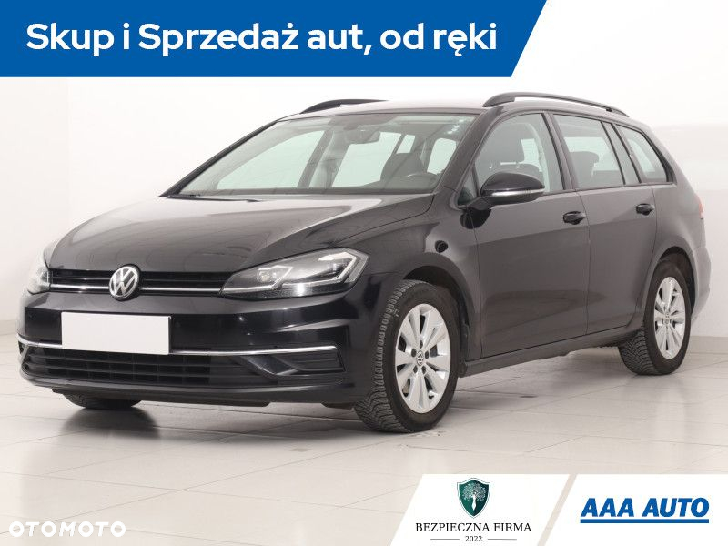 Volkswagen Golf - 2