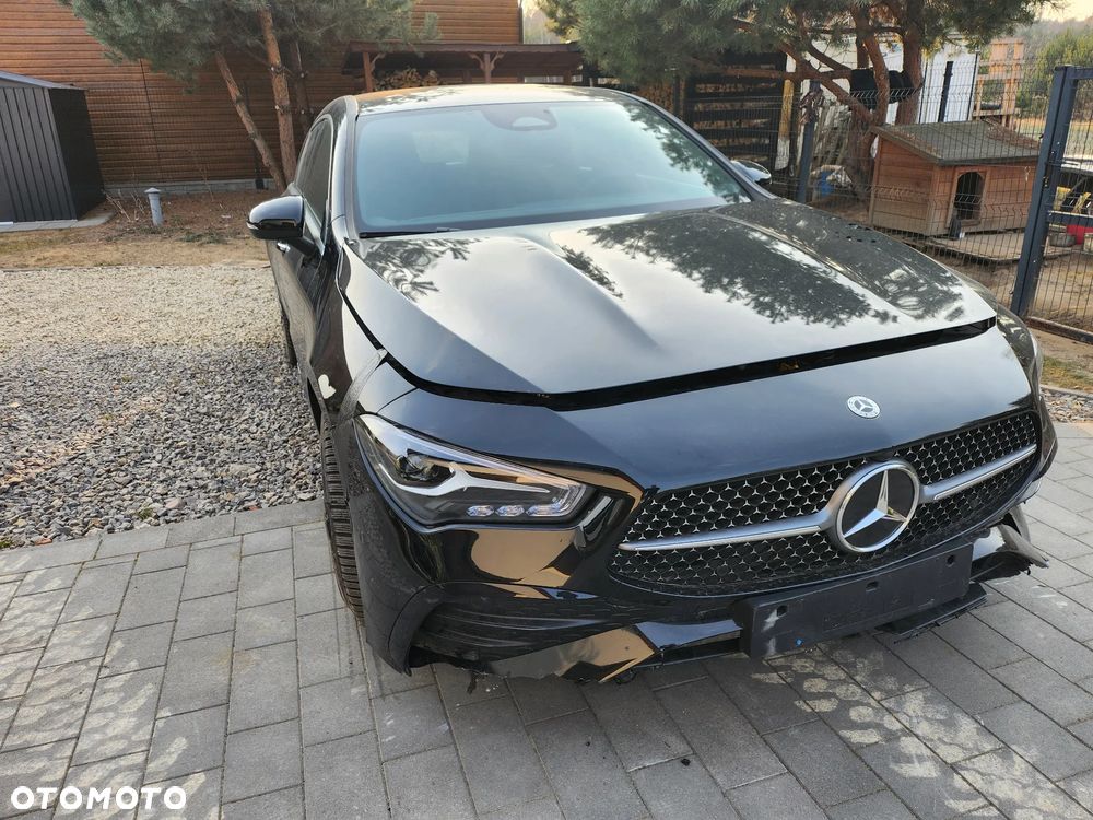 Mercedes-Benz CLA ver-200-mhev-amg-line-7g--dct - 2