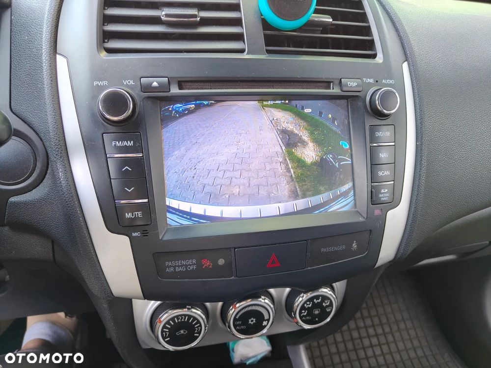 Mitsubishi ASX - 10