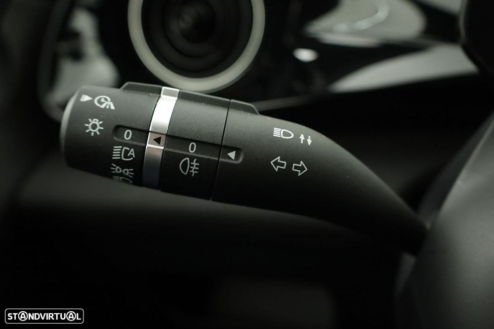 BYD Dolphin 60.4 kWh Comfort - 17