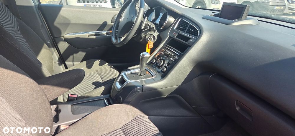 Peugeot 5008 1.6 HDi Premium - 10