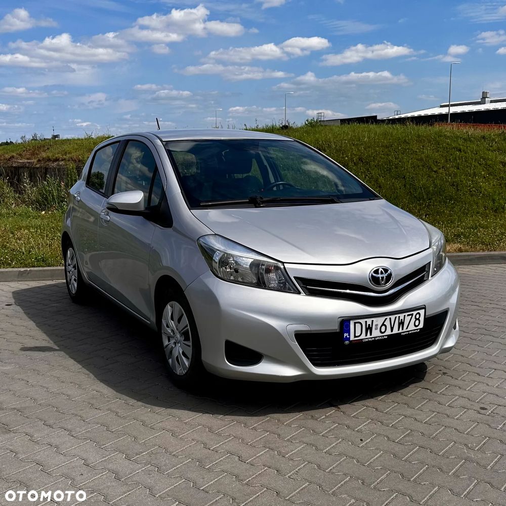 Toyota Yaris 1.33 Premium - 1