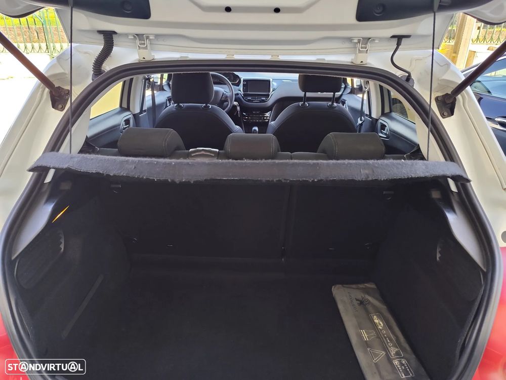 Peugeot 208 1.2 VTi Allure - 10