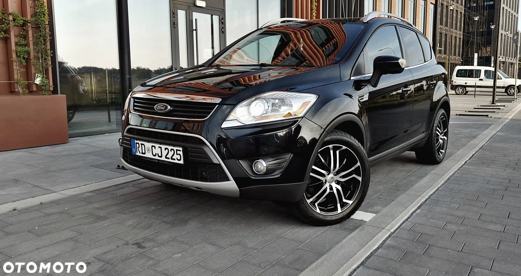 Ford Kuga 2.0 TDCi Trend FWD - 2