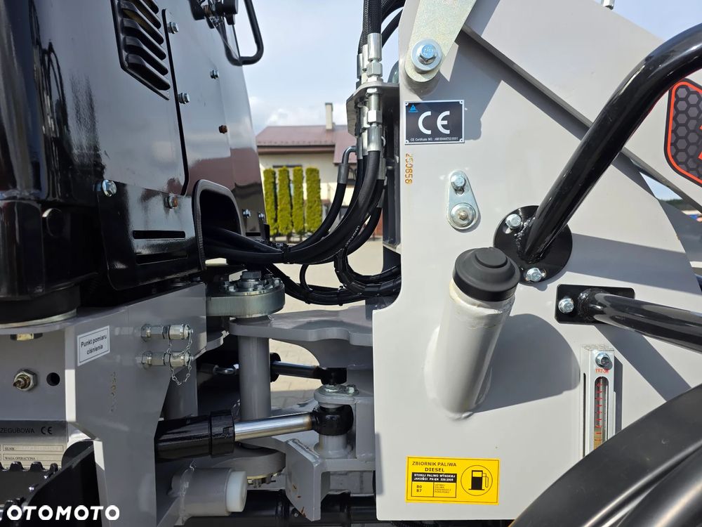 Inny NOWA ładowarka kołowa przegubowa TORQMATIK 811 - 22