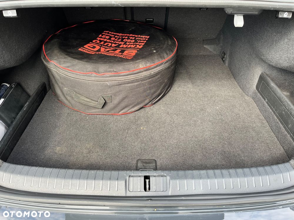 Volkswagen Passat 1.5 TSI EVO Highline DSG - 28