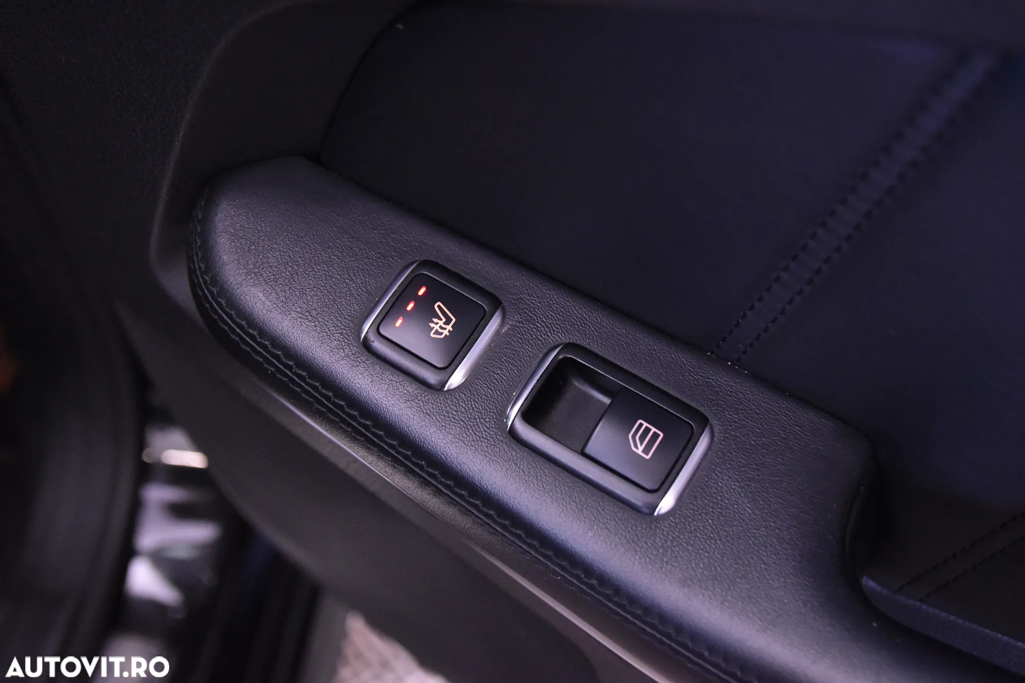 Mercedes-Benz E 250 CDI 4MATIC Aut. - 25