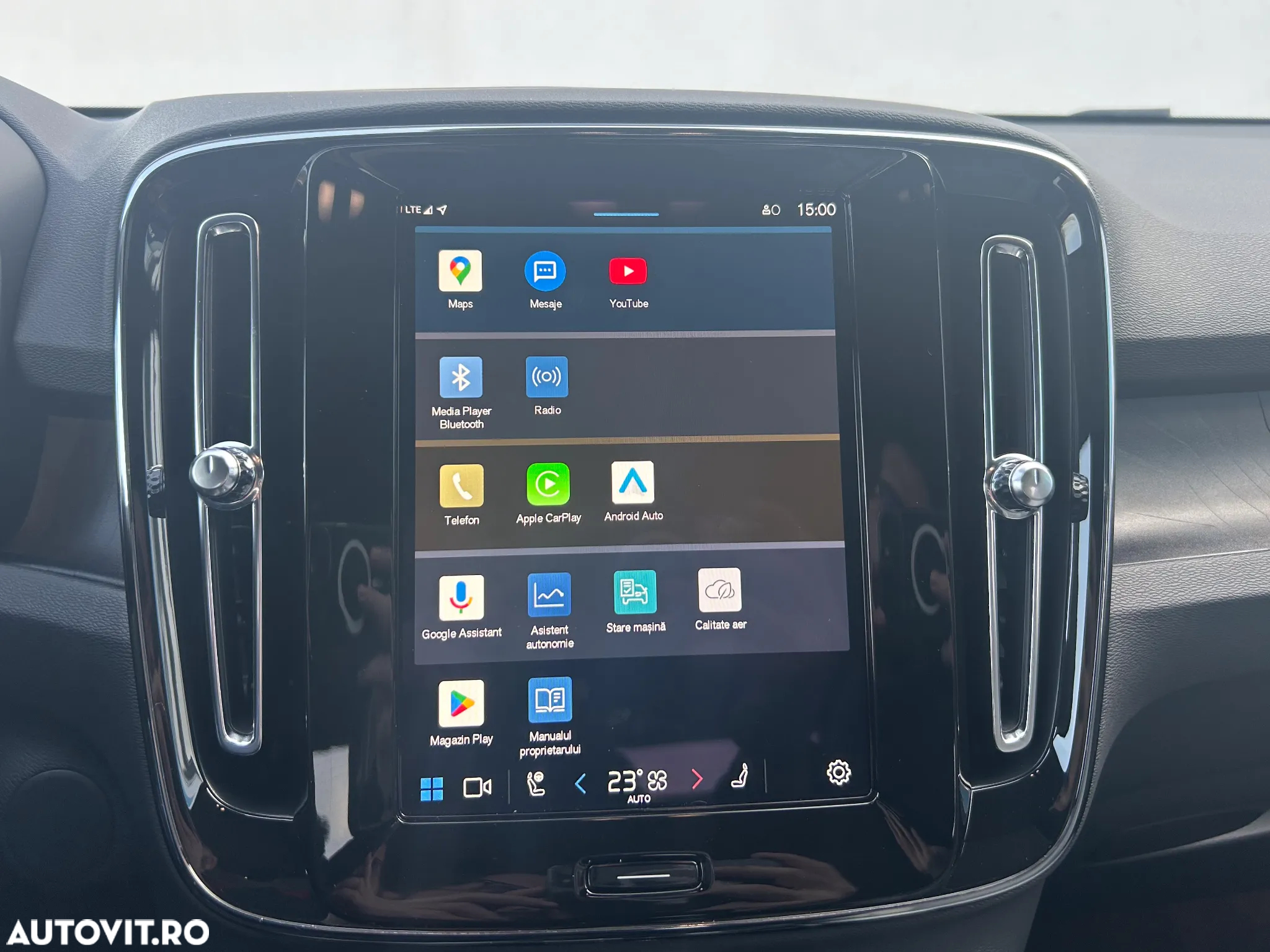 Volvo XC 40 Recharge Twin Motor AWD Plus - 24