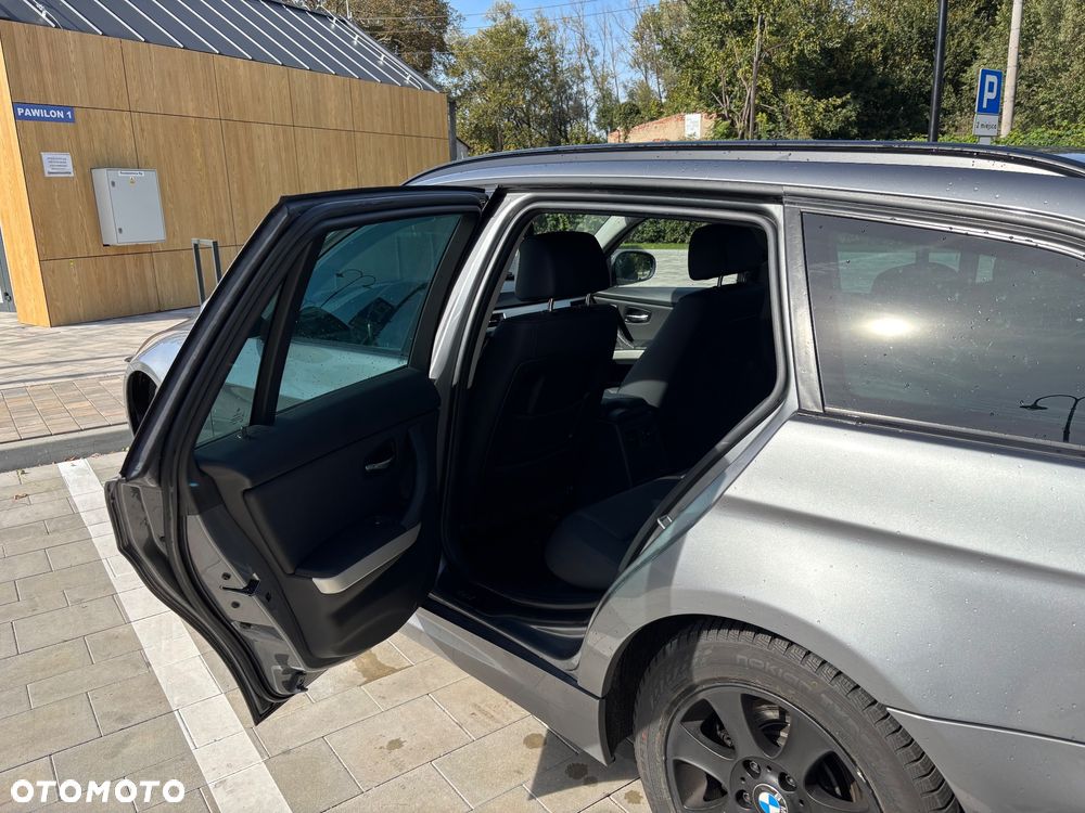 BMW Seria 3 320d xDrive DPF Touring Edition Fleet - 19