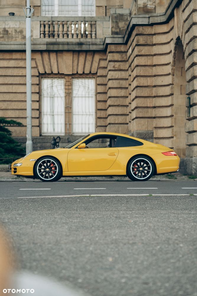 Porsche 911 Carrera S Tiptronic - 2
