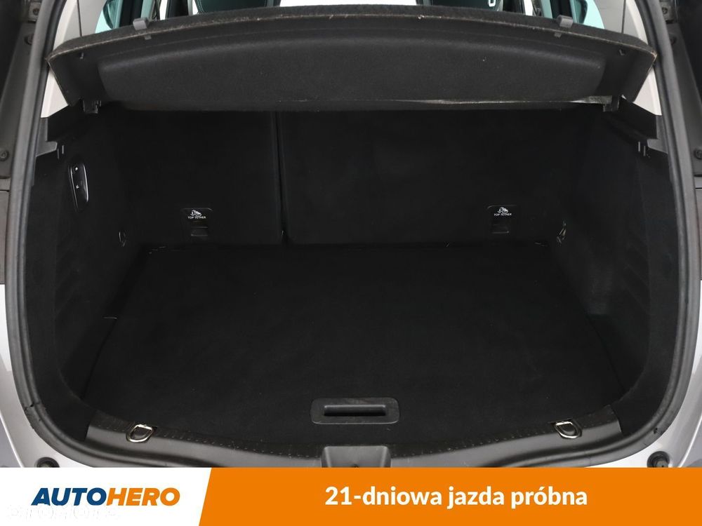 Renault Scenic - 18