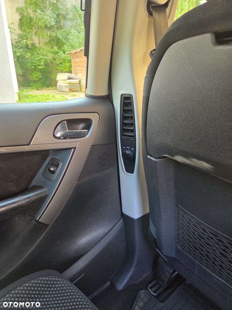 Citroën C4 Picasso 1.6 HDi Equilibre - 5