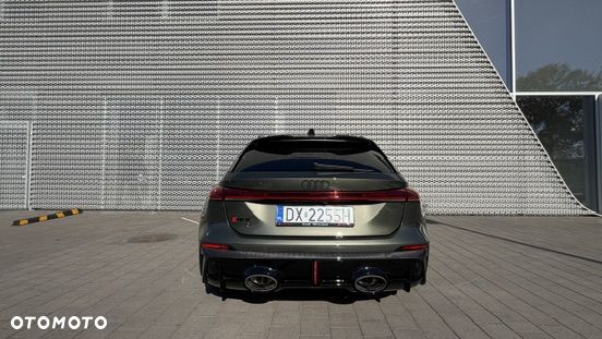 Audi RS5 Avant - 9