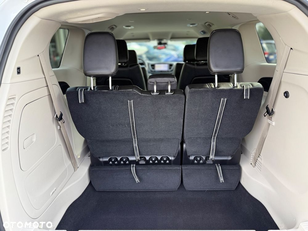 Chrysler Pacifica - 22