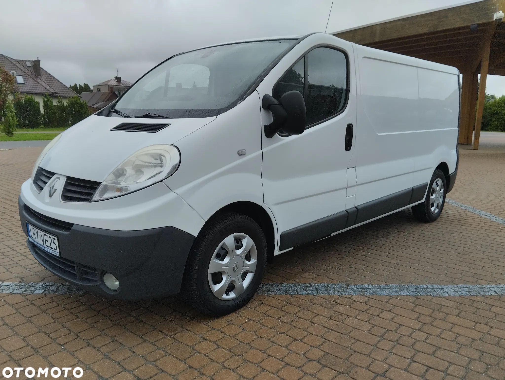 Renault Trafic 2.0 115 KM !!! L2 H1 Długi TYLKO 198 tys.km !!! KLIMA ! SPROWADZONY/ZAREJESTROWANY !!! ŁADNY I ZADBANY !!!Nie Vivaro - 1