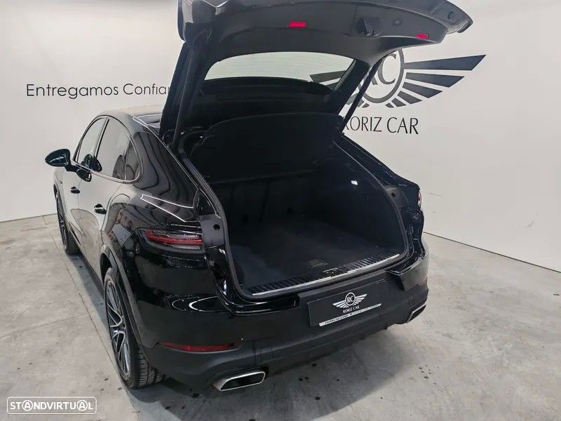 Porsche Cayenne Coupé E-Hybrid - 34