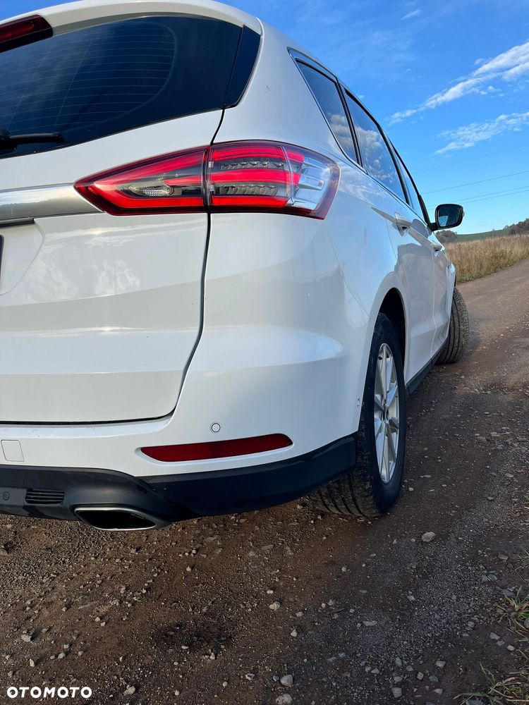 Ford S-Max 2.0 TDCi Titanium PowerShift - 6