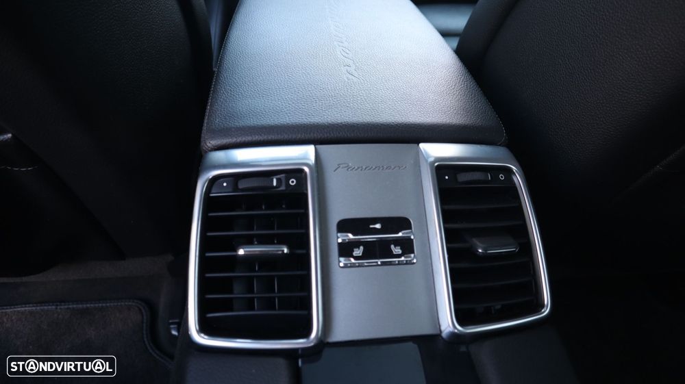 Porsche Panamera Platinum Edition - 23