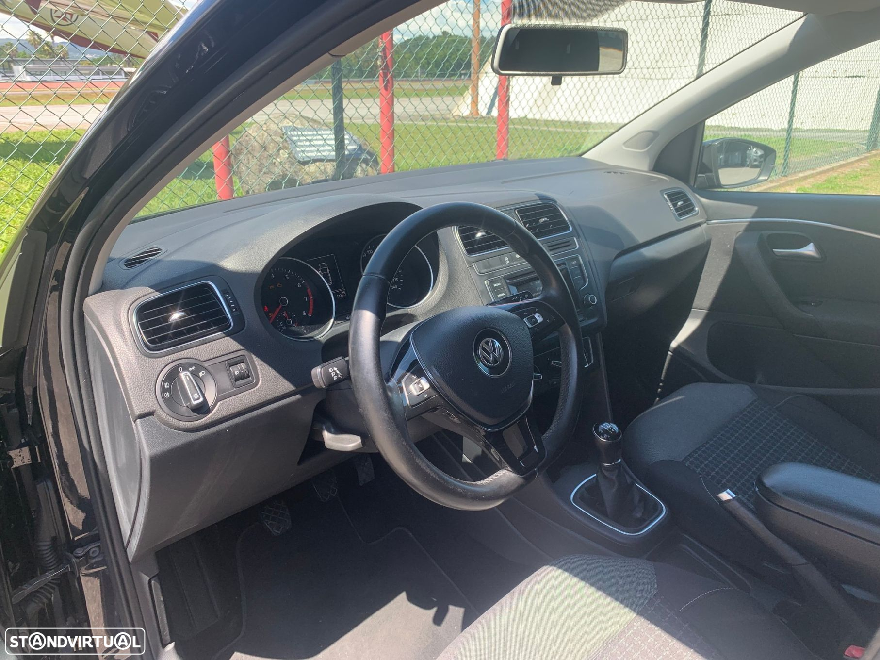 VW Polo 1.0 Confortline - 25