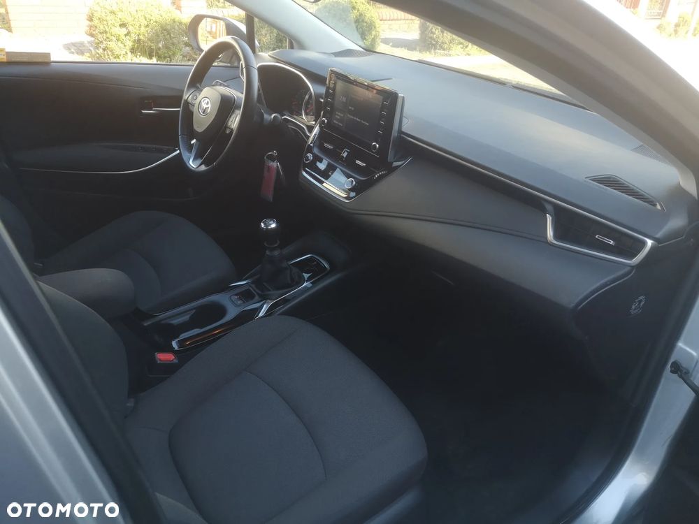 Toyota Corolla 1.5 Comfort - 12