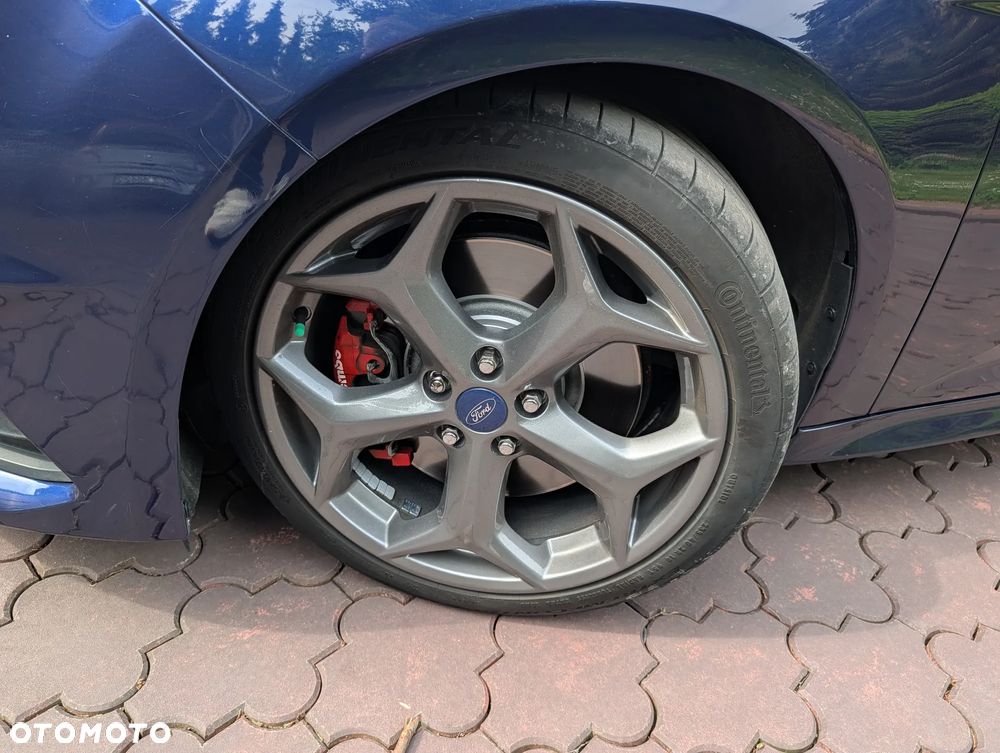 Ford Focus ST - 17