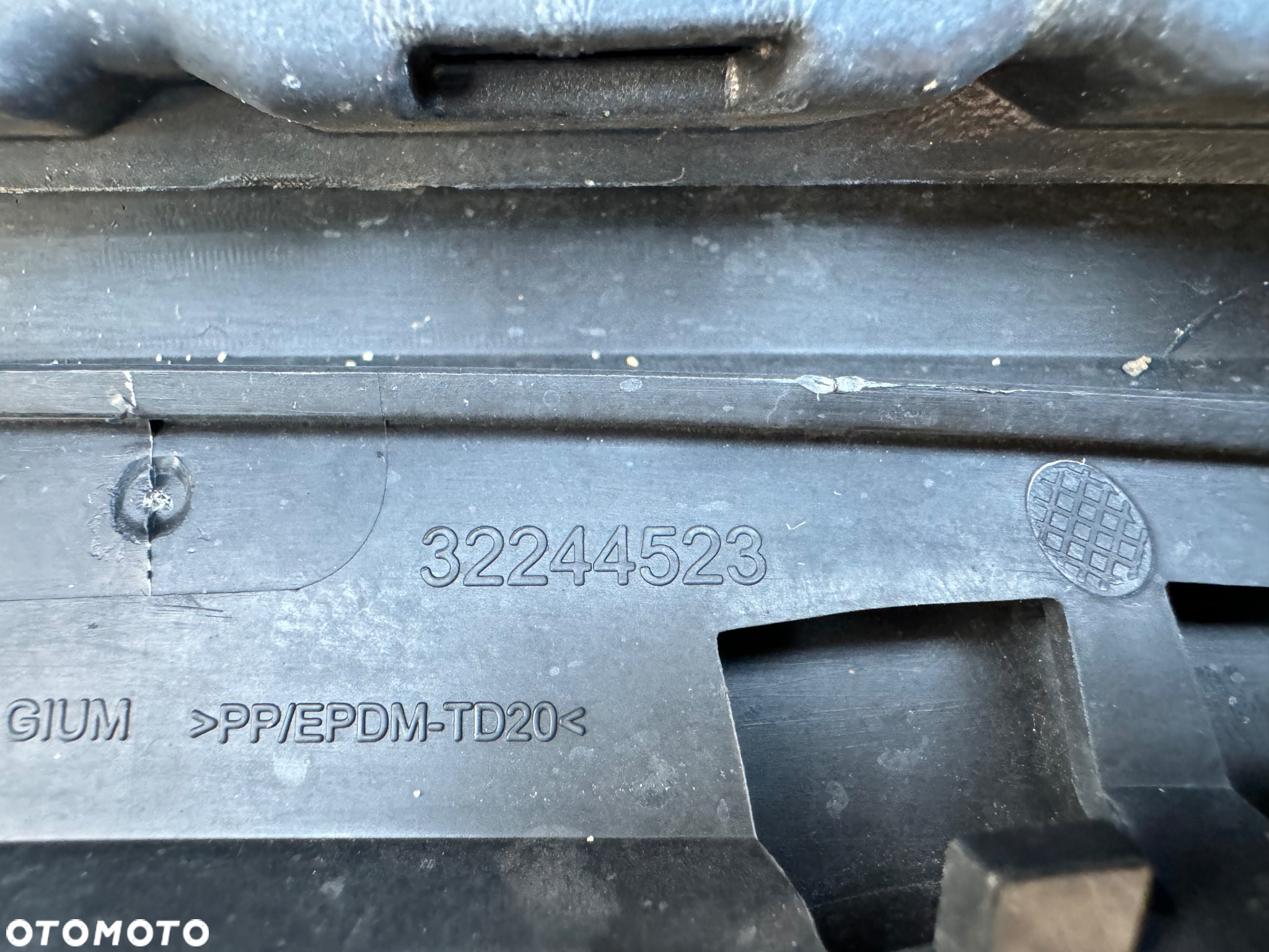 ZDERZAK TYŁ TYLNI VOLVO V60 II 2 18+ INSCRIPTION 4PDC DYFUZOR ODBLASK ŚLIZG 31455658 32227002 32244523 31688836 ORYGINAŁ - 13