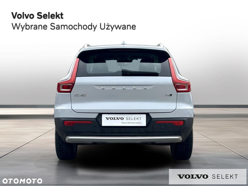 Volvo XC 40 - 5