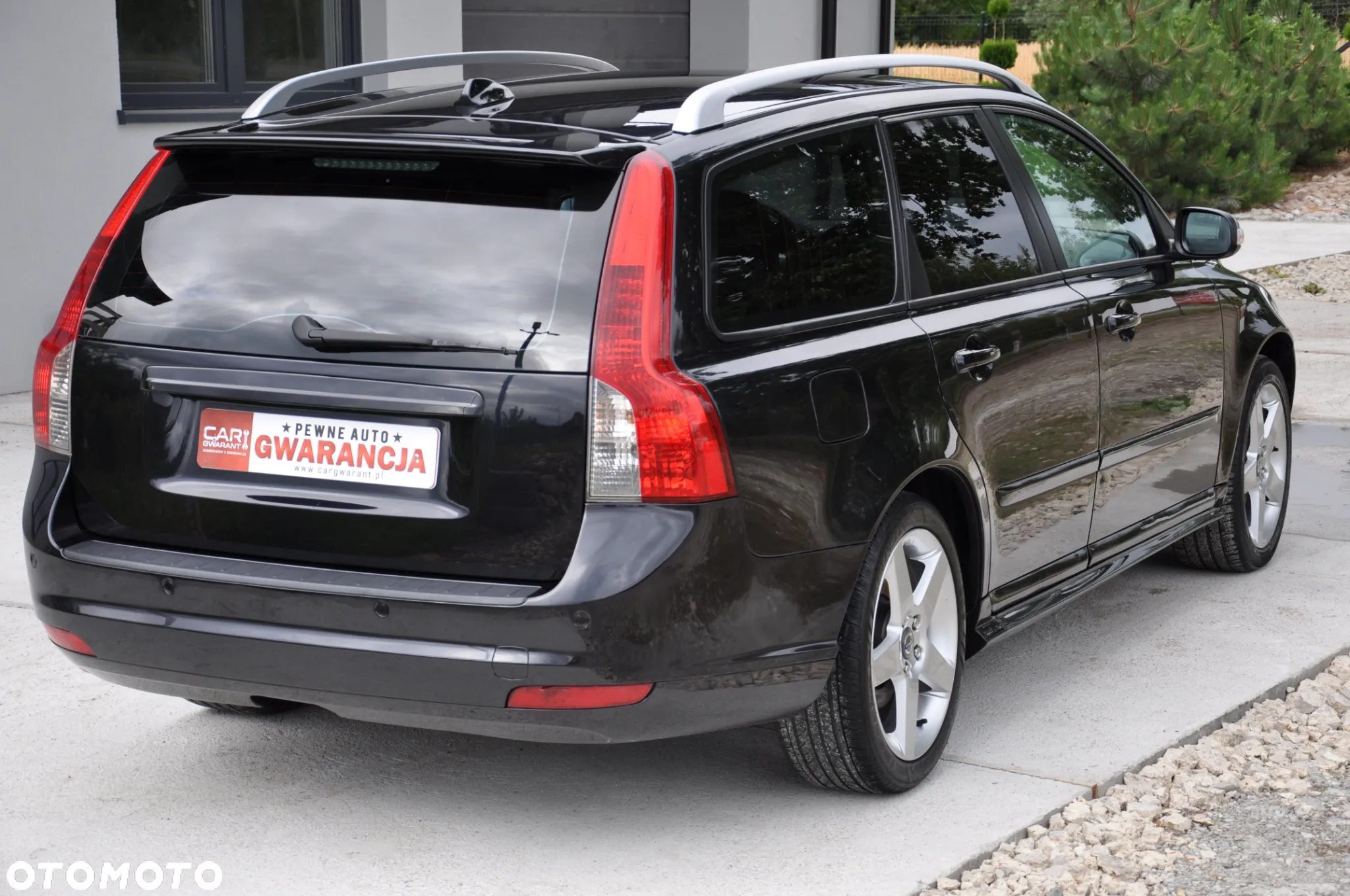 Volvo V50 2.0D R-Design Momentum - 10